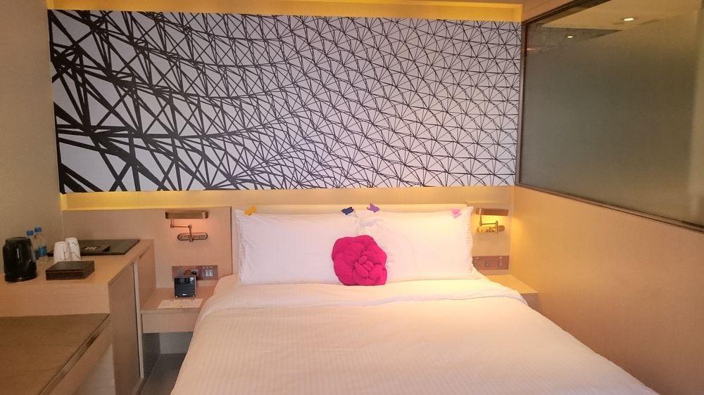 Butterfly On Waterfront Boutique Hotel Sheung Wan ฮ่องกง ภายนอก รูปภาพ