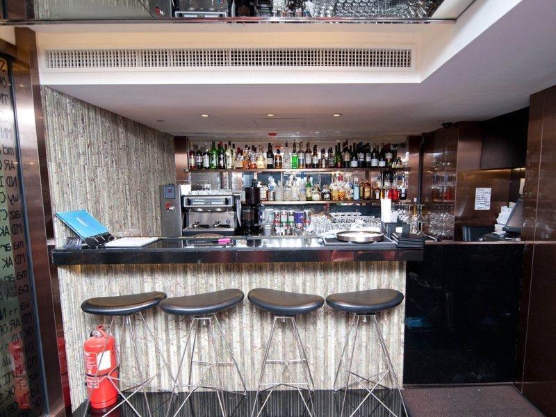 Butterfly On Waterfront Boutique Hotel Sheung Wan ฮ่องกง ภายนอก รูปภาพ