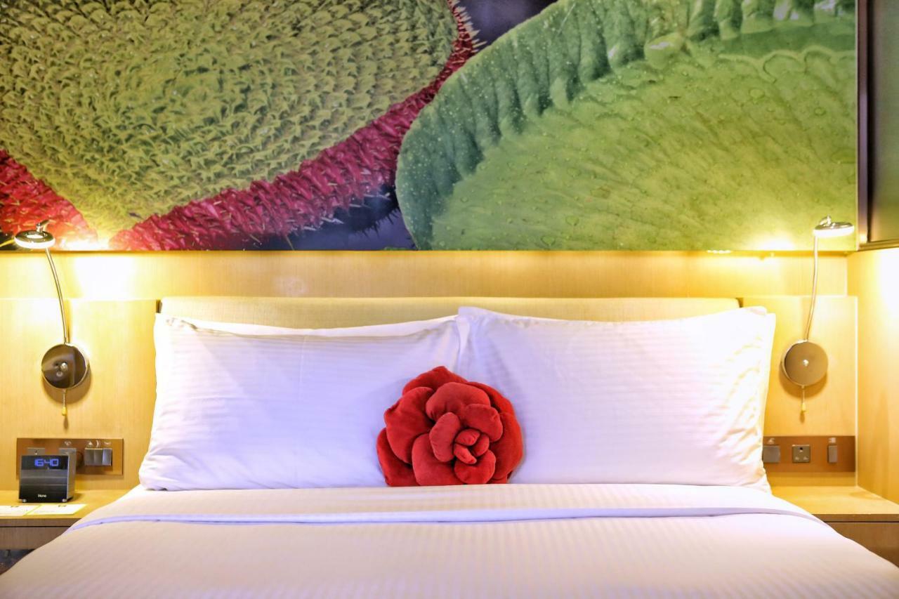 Butterfly On Waterfront Boutique Hotel Sheung Wan ฮ่องกง ภายนอก รูปภาพ